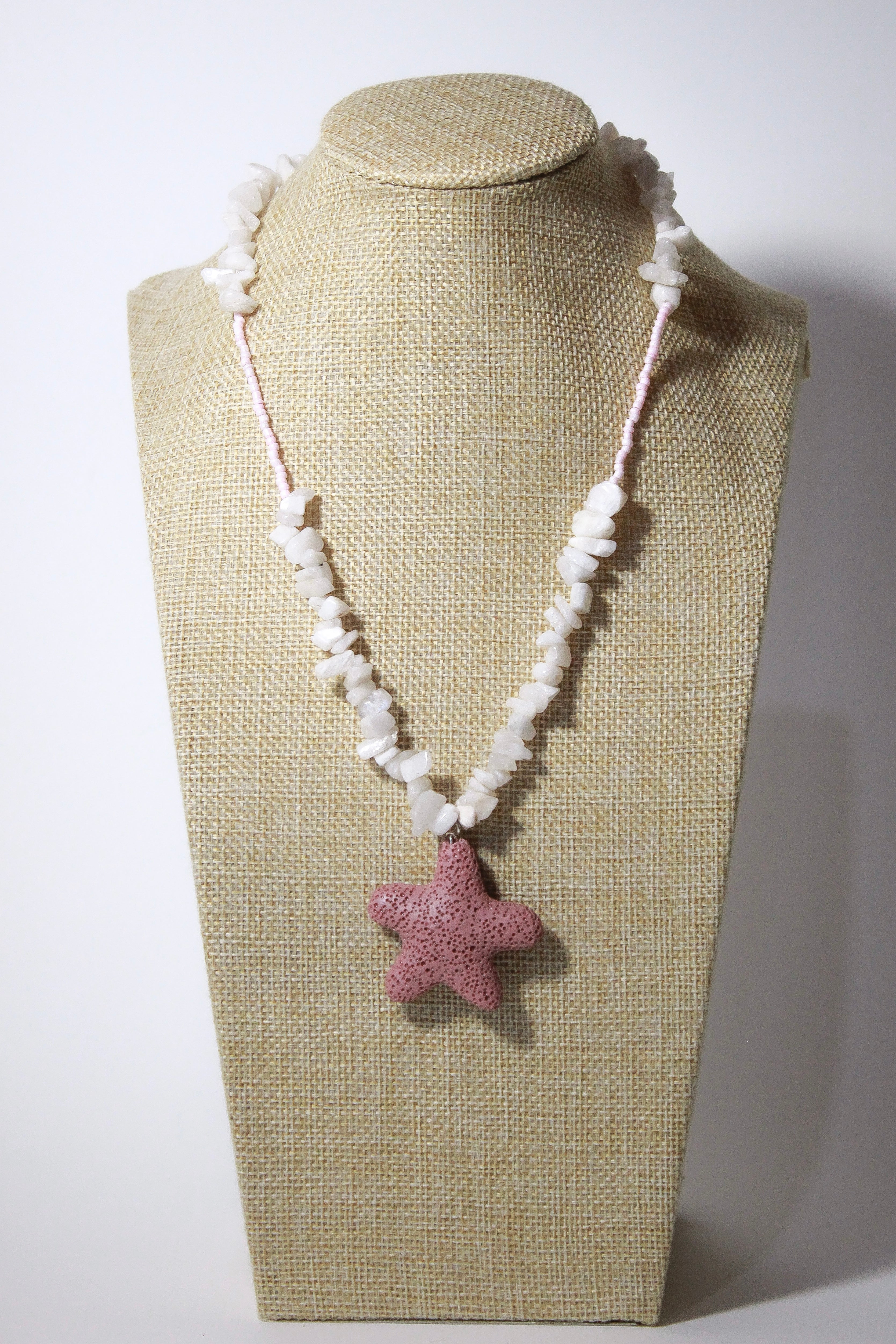 MOYMO_Collar Arena Rosa