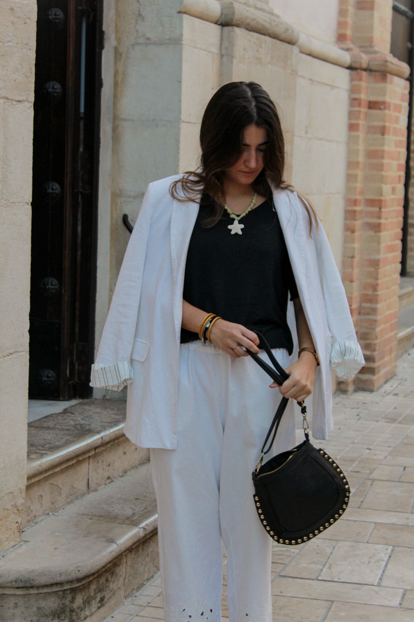 MOYMO_Collar Coral Blanco