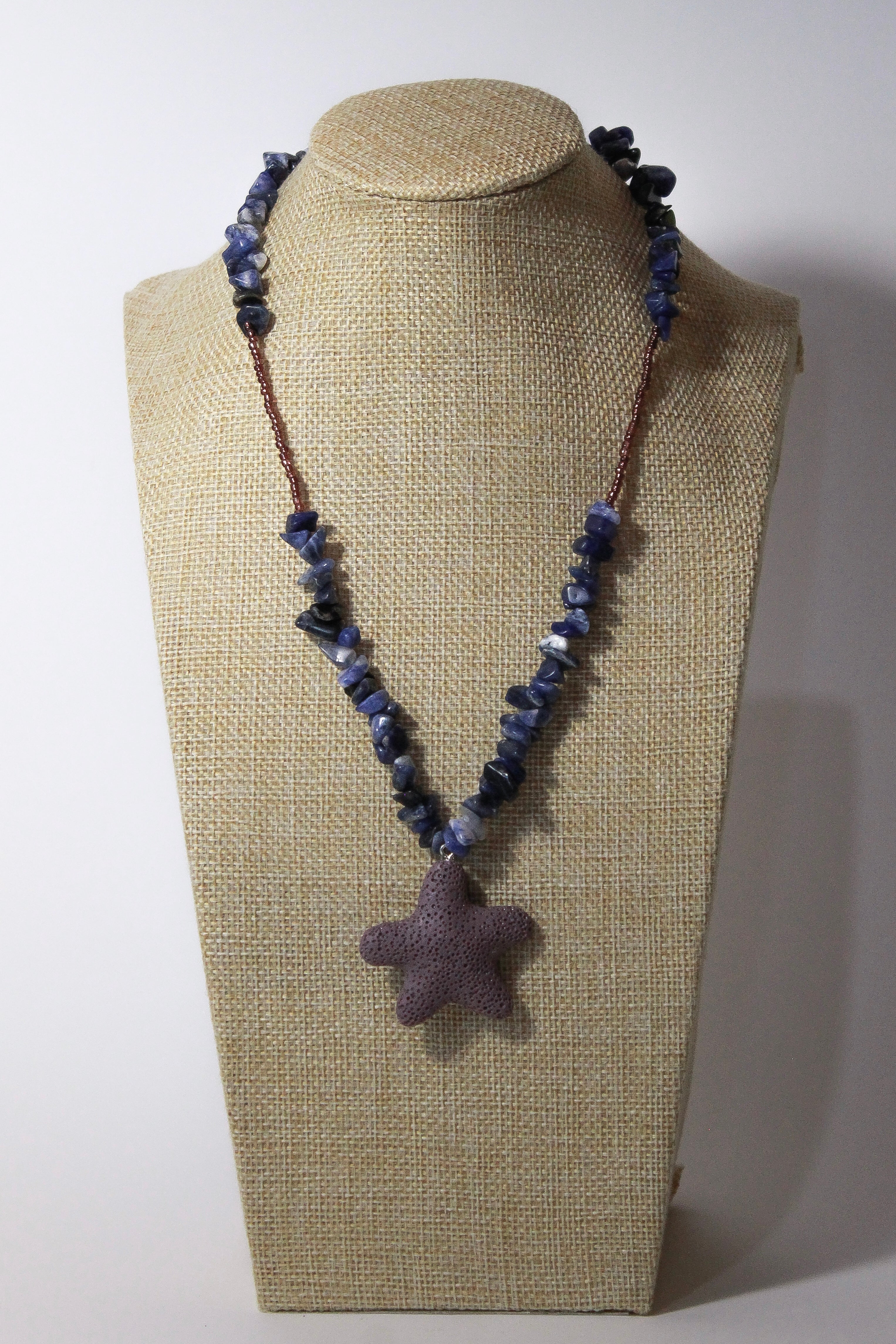 MOYMO_Collar Mar Morado