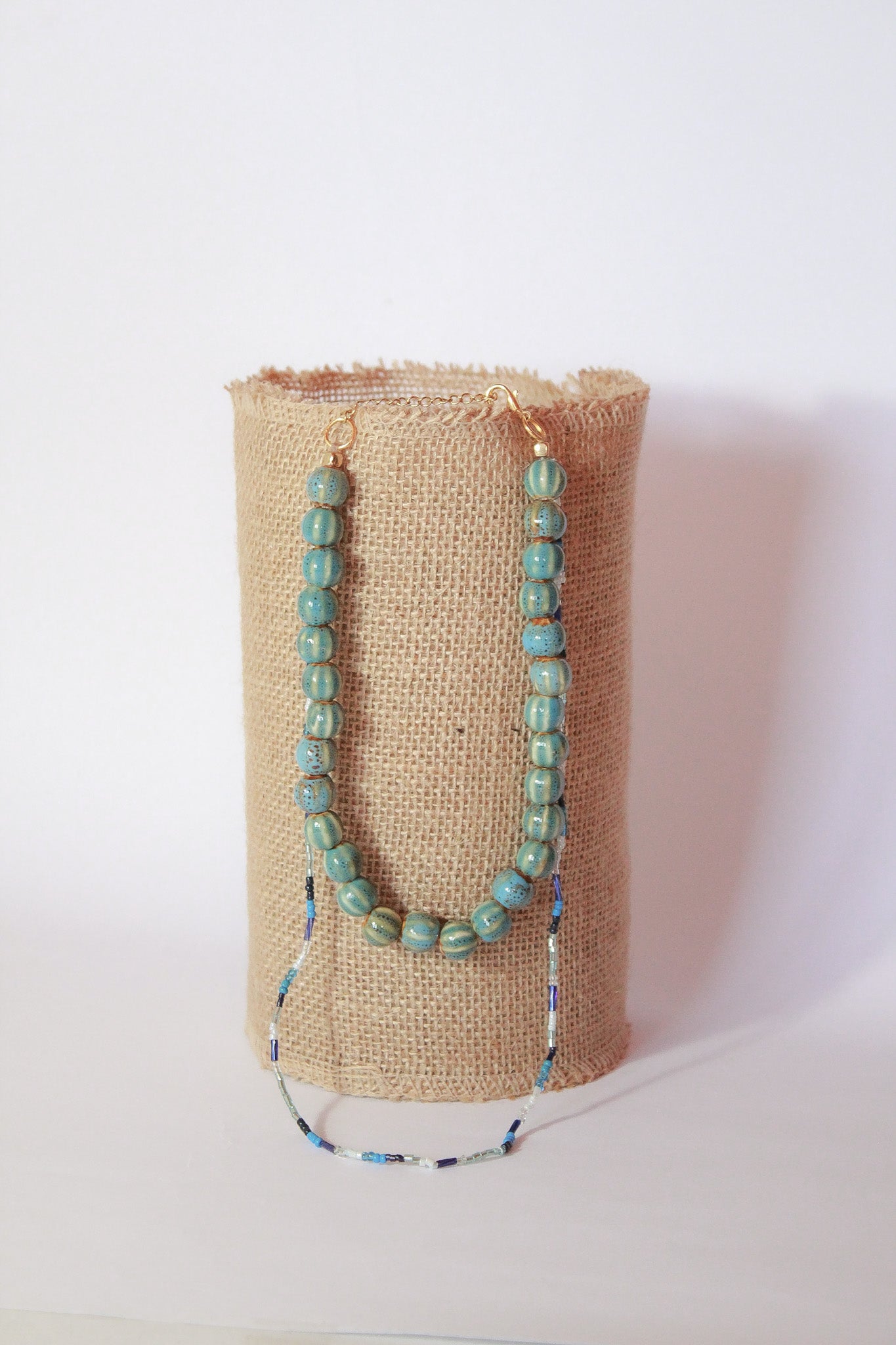 MOYMO_Collar Abril Azul