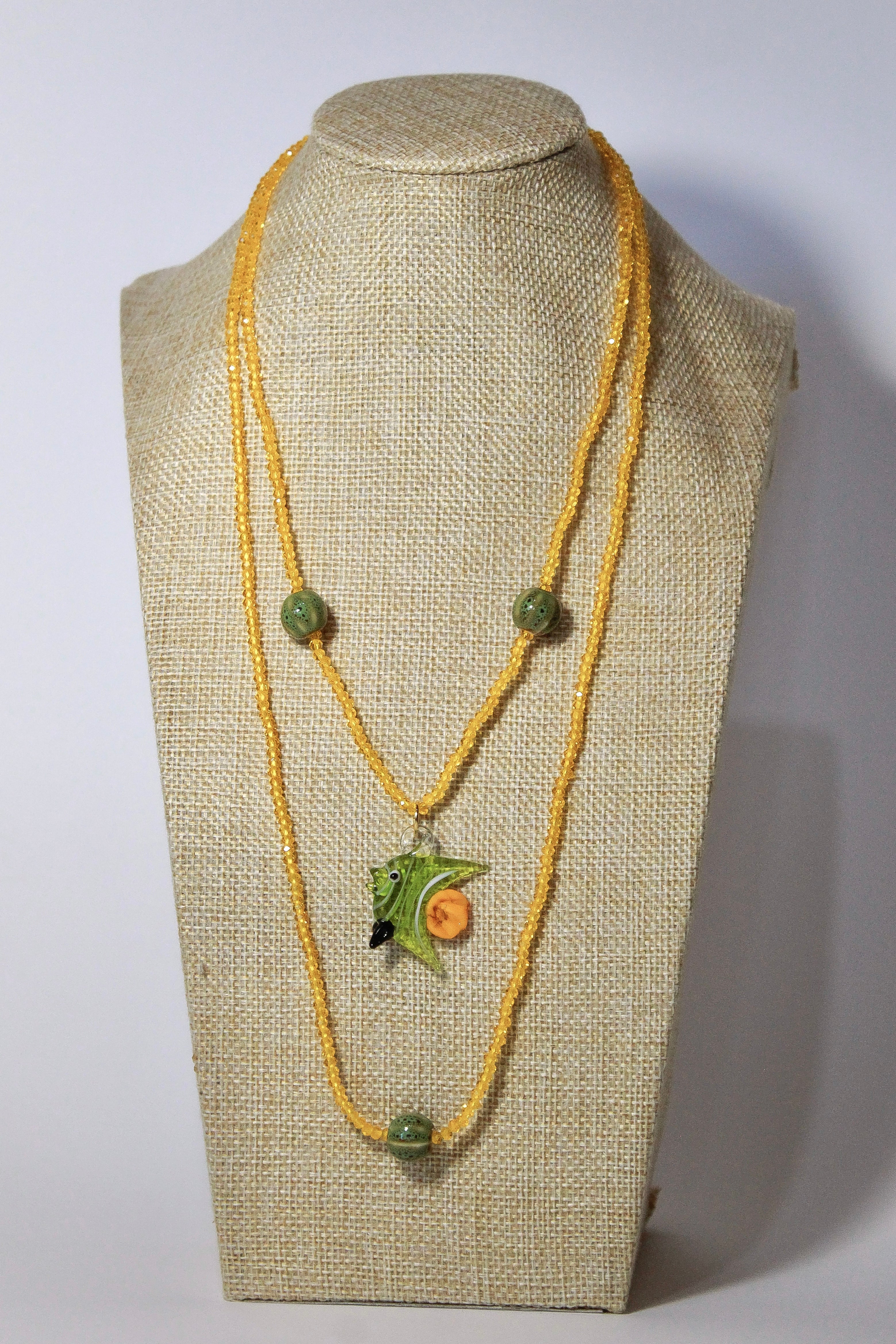MOYMO_Collar Cristal Amarillo